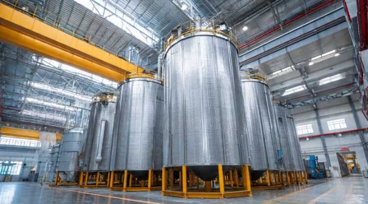 5 Effective Ways to Prevent Material Clogging in Large Silos