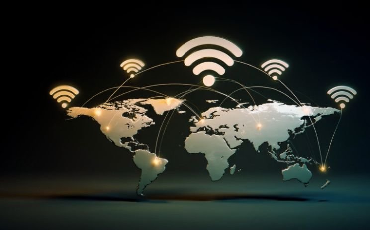What Are the Best Options for Internet Access Abroad