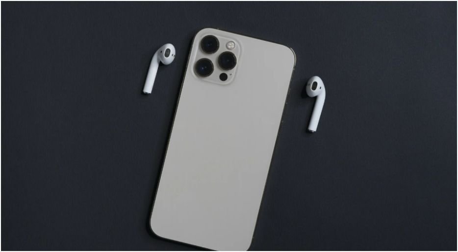 Benefits of Buying Refurbished iPhones from PhonExchange