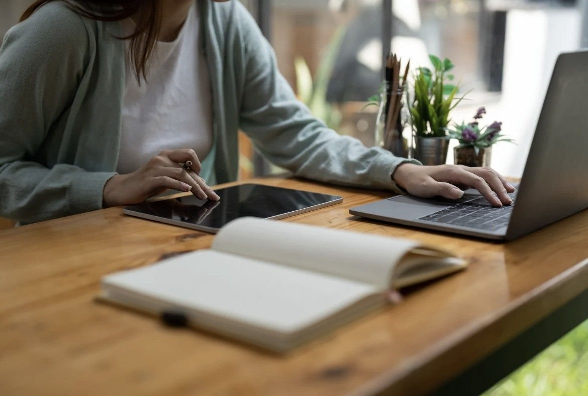 What Makes a Free Online School Worth Choosing